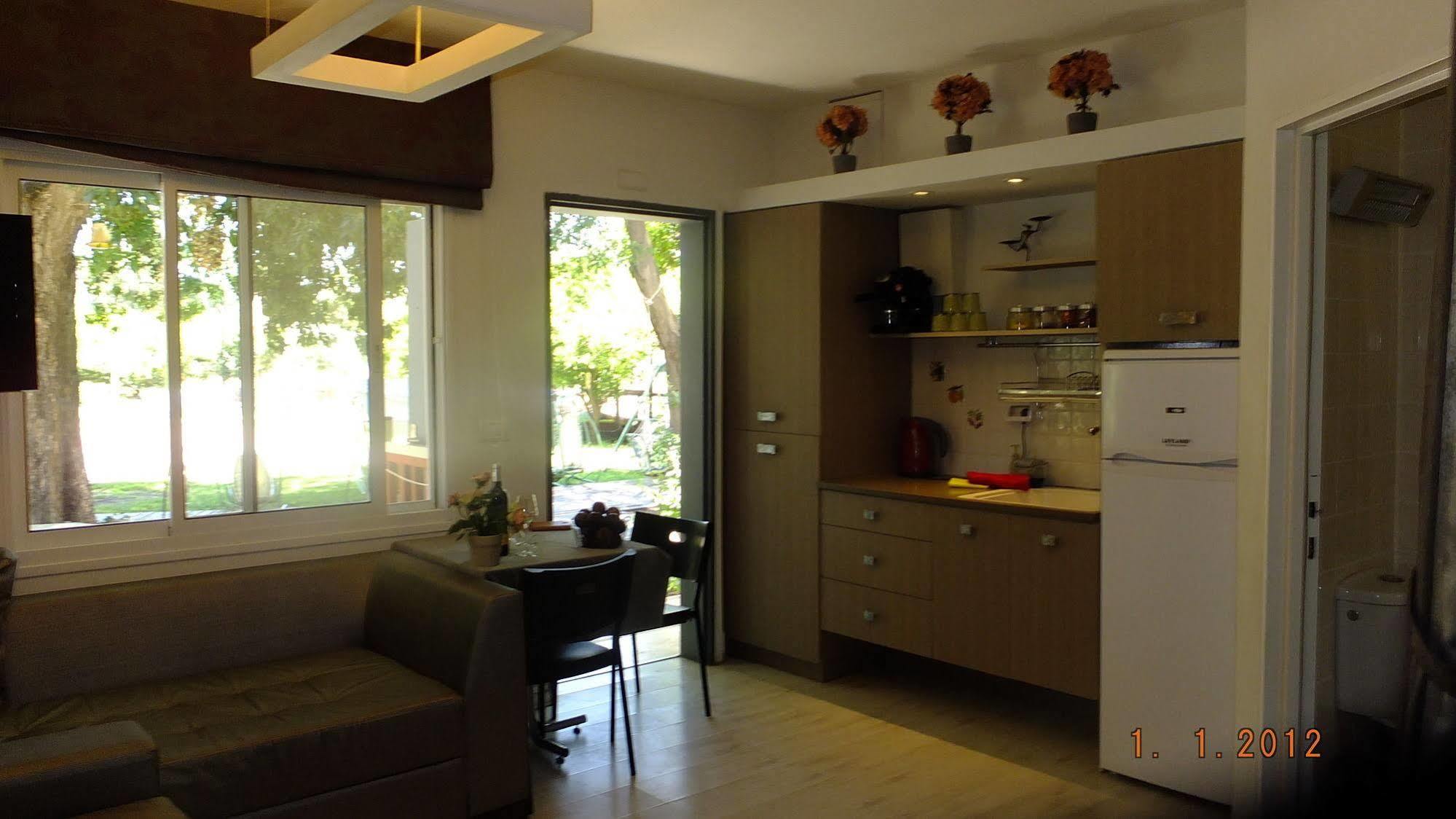 Nuriel Fruit & Guest House Sheʼar Yashuv 외부 사진
